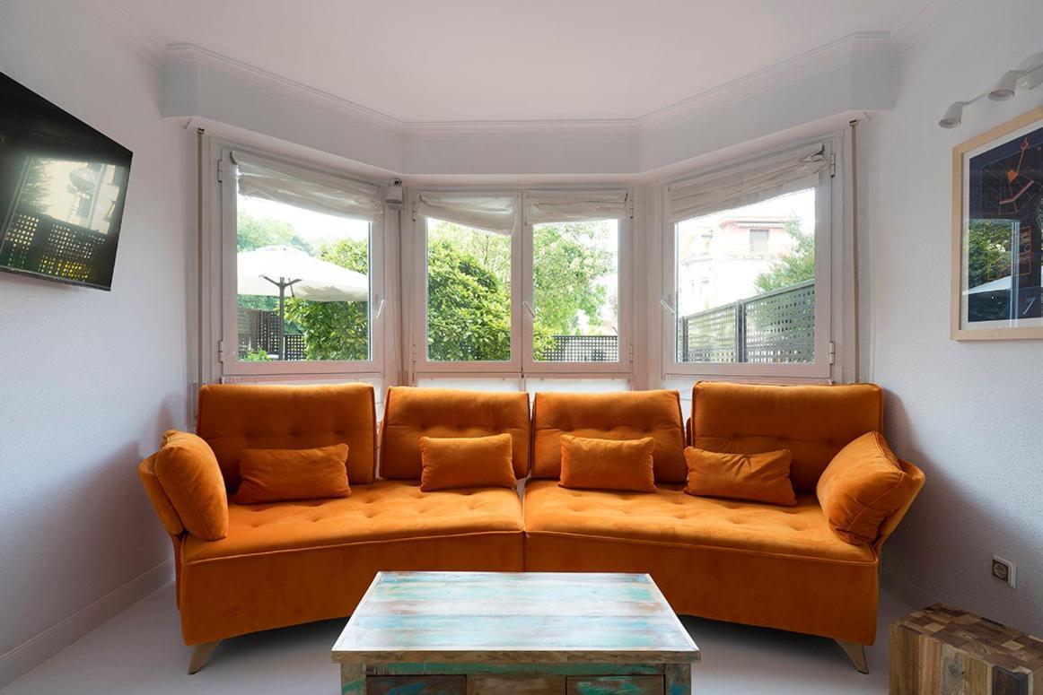 New Apartment & Terrace. Steps To Ondarreta Beach Anorga-Lugariz Bagian luar foto