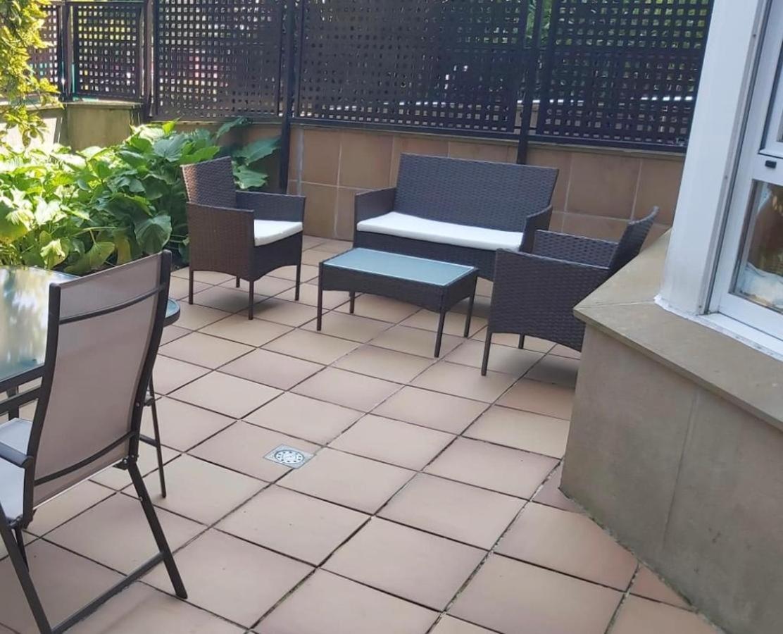 New Apartment & Terrace. Steps To Ondarreta Beach Anorga-Lugariz Bagian luar foto